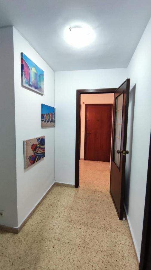 Habitacion Con Cama Individual, Piso Compartido En Avenida Blasco Ibanez Valencia Exterior photo